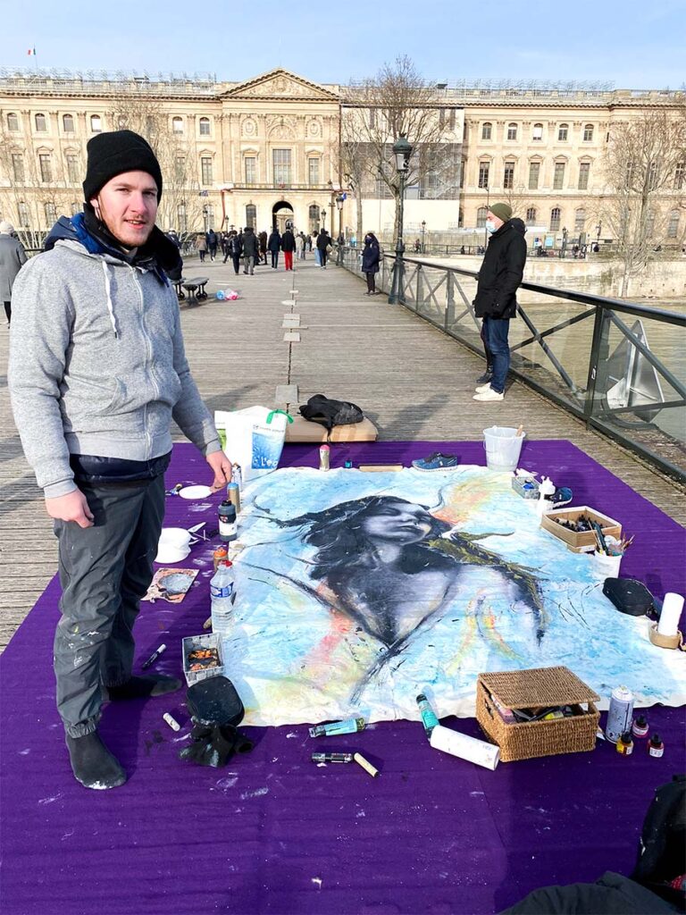 Llona avec SWeb au pont des Arts Paris 3