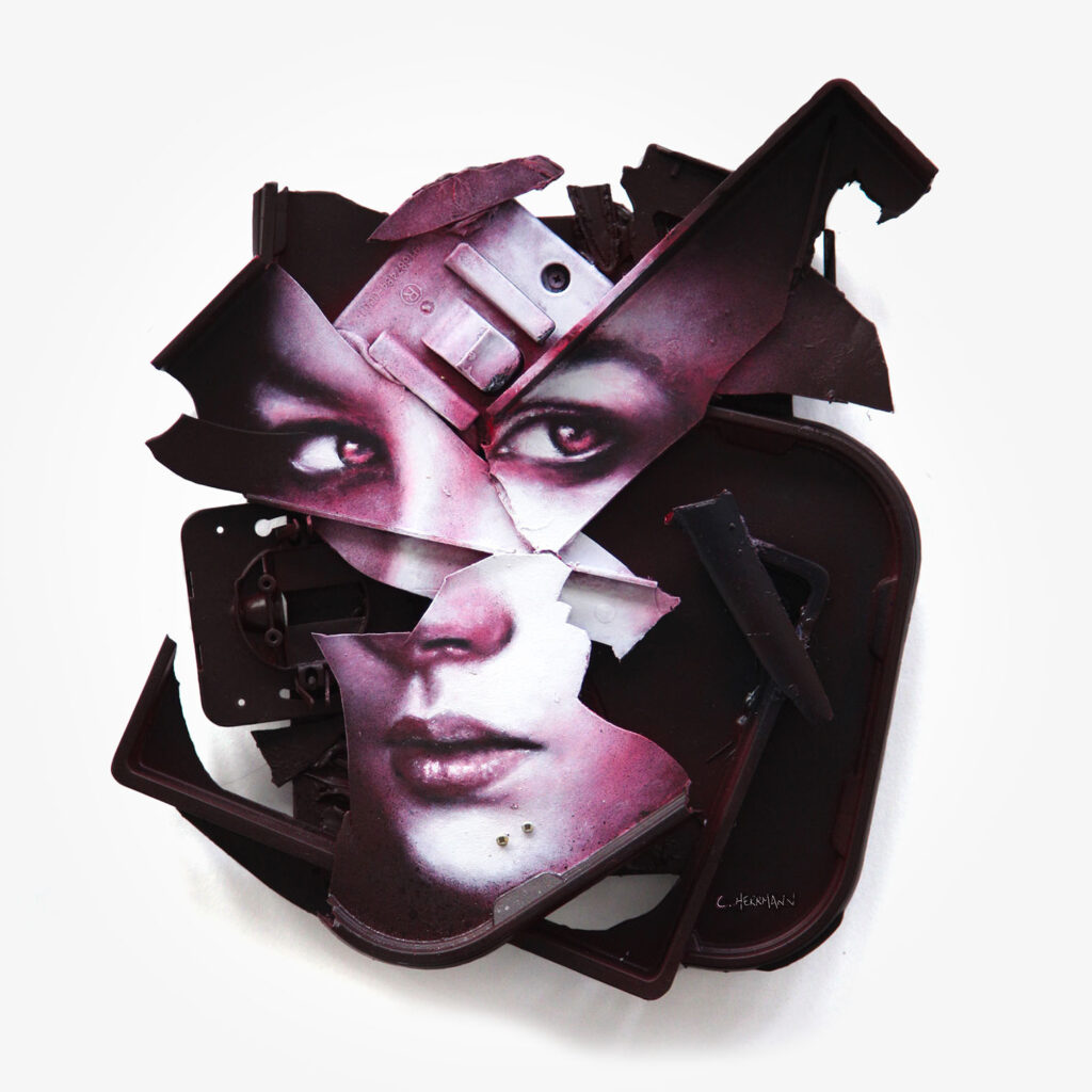 Titre: Fragmented memories / Dimensions: 28 x 30 cm (2025)
